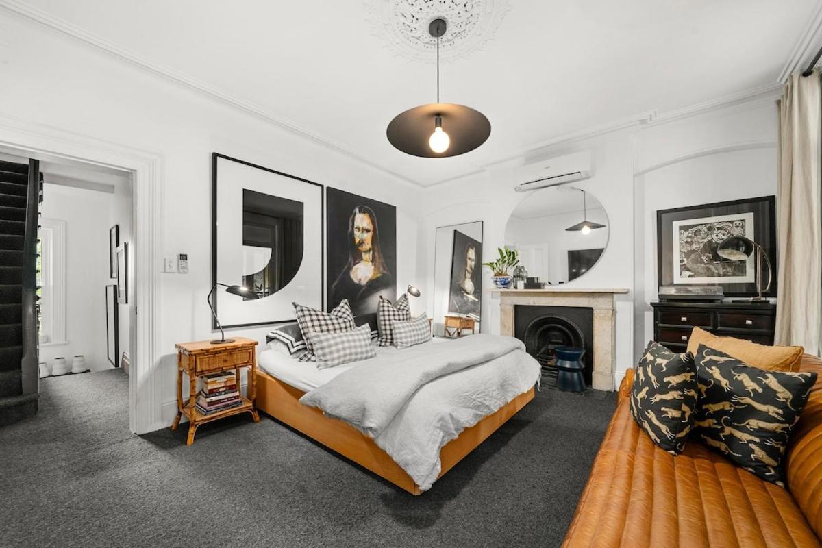 Surry Hills Gem Spacious 3-story Terrace & Parking